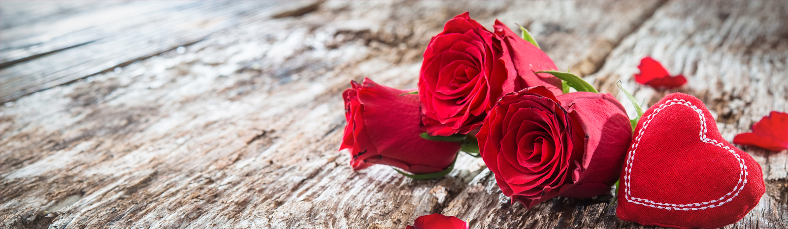 Roses and Hearts on a table.