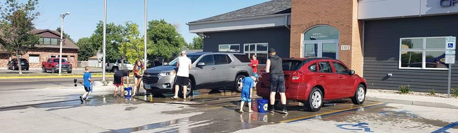 4H Car wash at State Bank of Bottineau